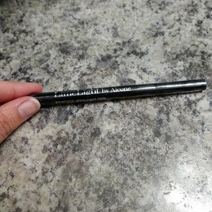 Brand New LimeLight Liquid Eyeliner Pen